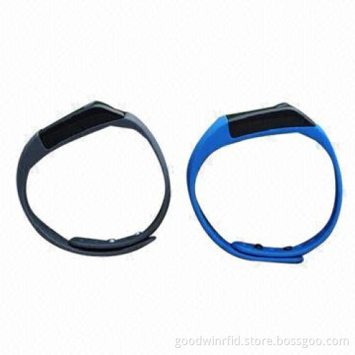 Bluetooth Bracelet with OLED Screen, Supports Bluetooth 4.0 Low Energy Technology, IP76 Protection